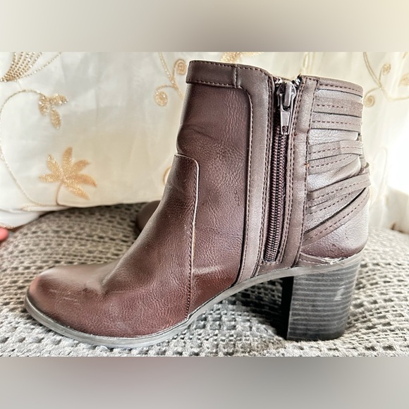 Easy street women’s boot, size 7 - Picture 3 of 6